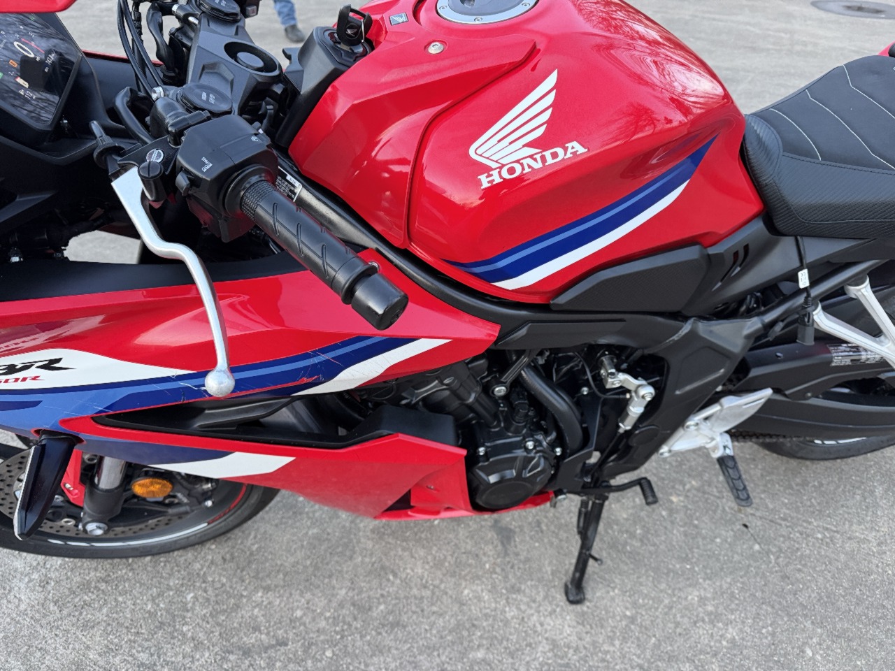 2025 Honda CBR650R E-CLUTCH